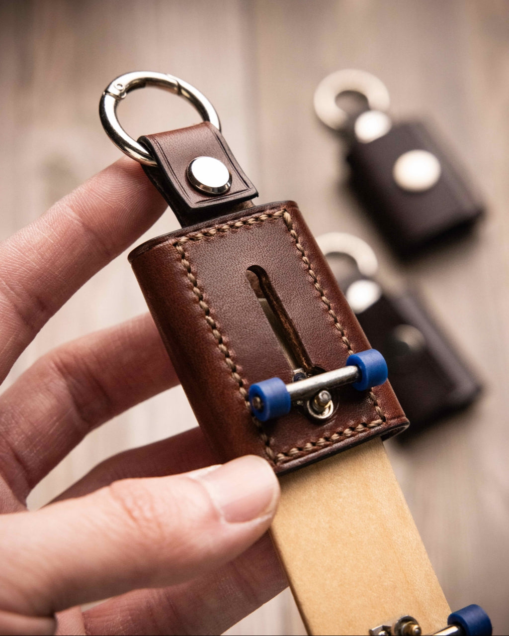 Holster V1 (Fingerboard Keychain Holder)
